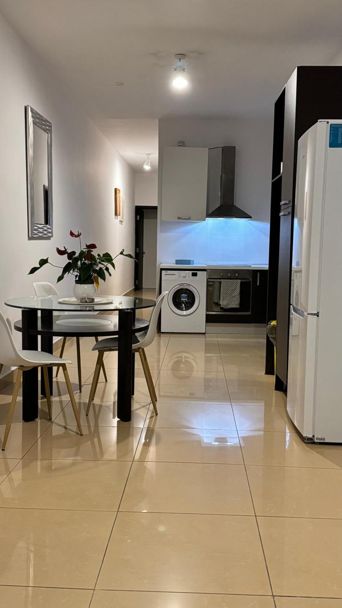 Fp Spinola Whole - Free Wi-fi * San Ġiljan